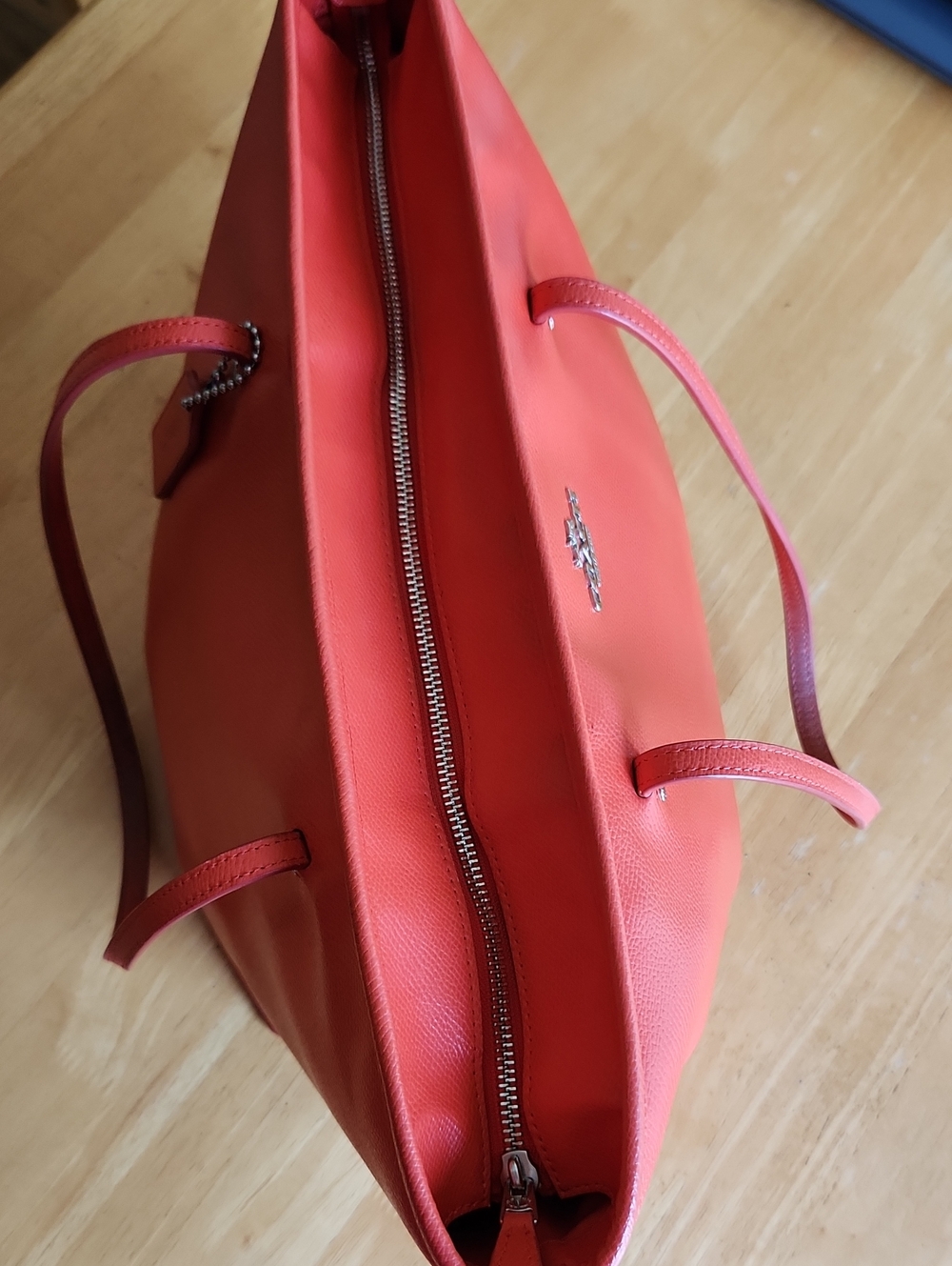 Coach Tote - Picture 4 of 8